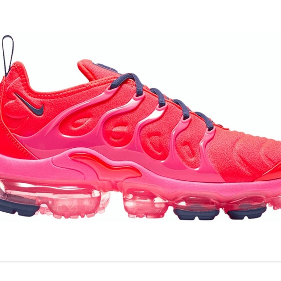 nike vapormax plus bright crimson
